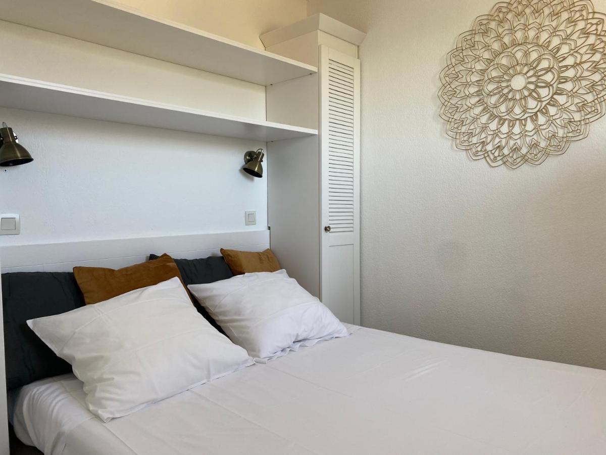 לאקאנו Appartement Cosy Avec Piscine, Acces Direct Plage מראה חיצוני תמונה
